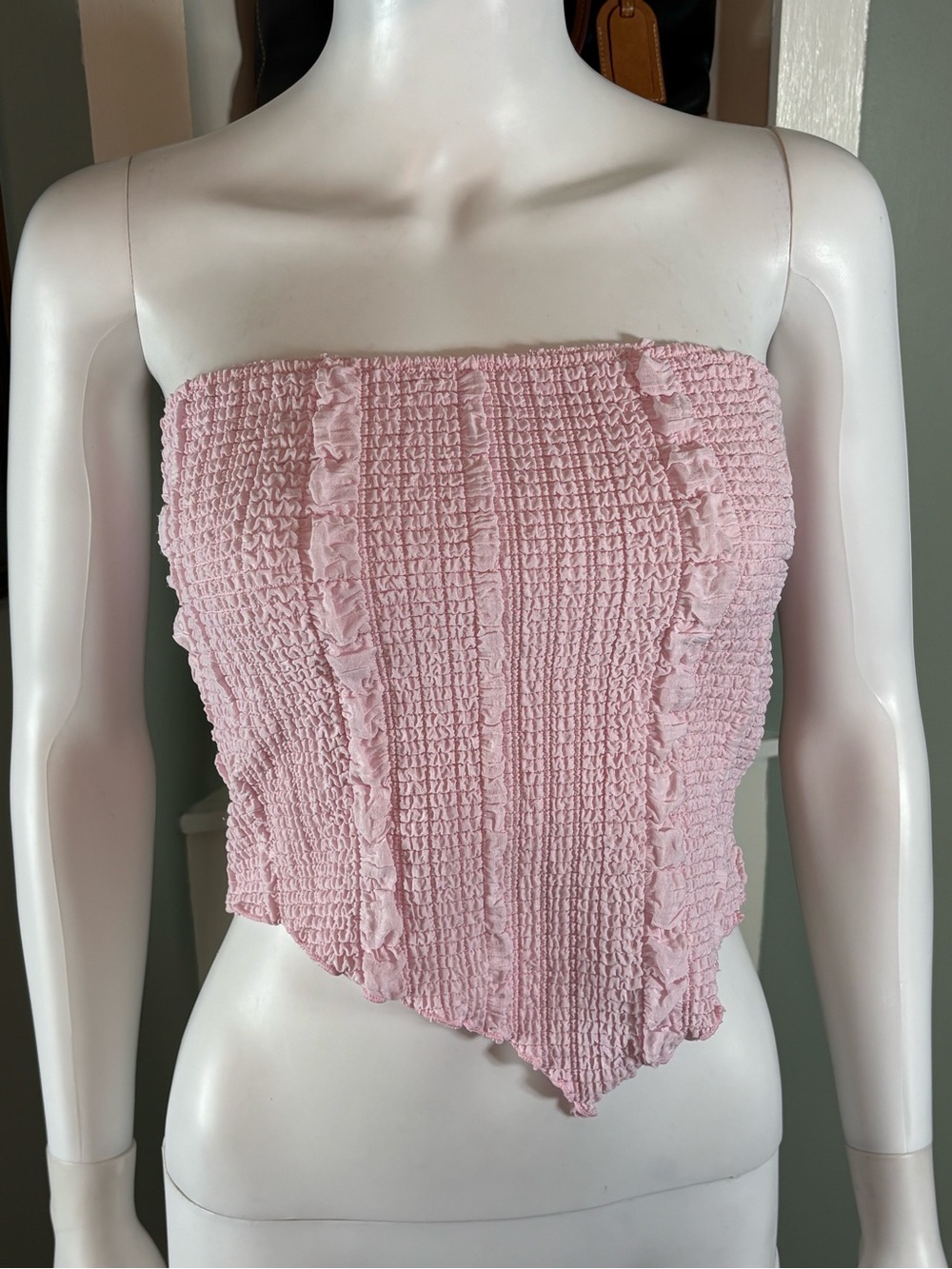 American Threads Tube Top Pink Seersucker Smocked Asymmetrical Stretch Medium M